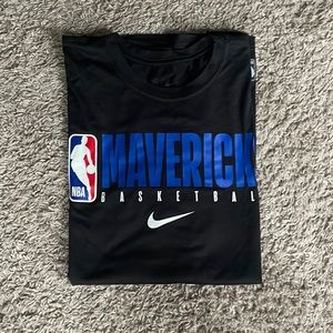 Mavericks Nike dri fit short sleeve